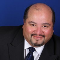 Mauricio Luna - Branch Manager